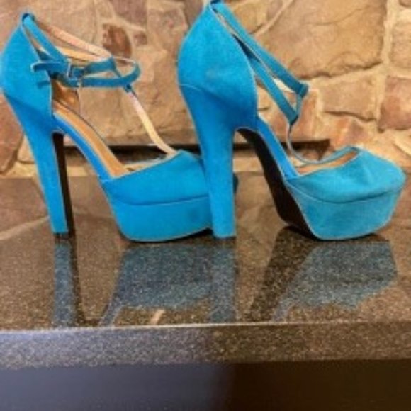 Quipid Turquiose T-Strap wrap around ankle heels - Picture 2 of 8